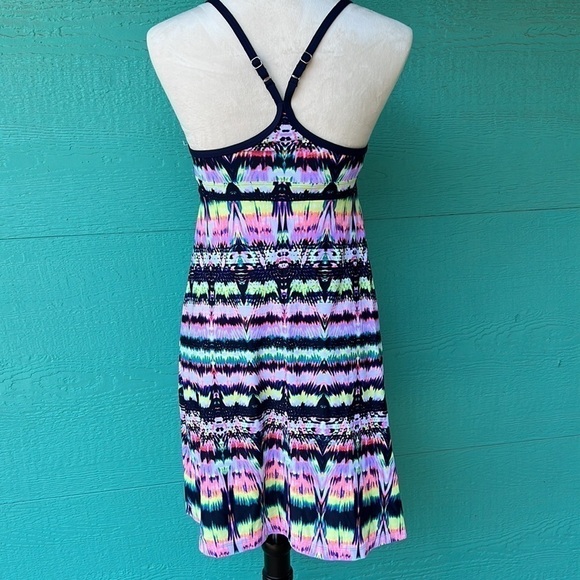 ATHLETA SHOREBREAK IKAT ATHLETIC RACERBACK DRESS SIZE SMALL EUC - Picture 5 of 9